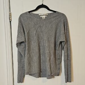 Womens XL Sweater 100% Extra Fine Merino Wool Gray Sweater Max studio
